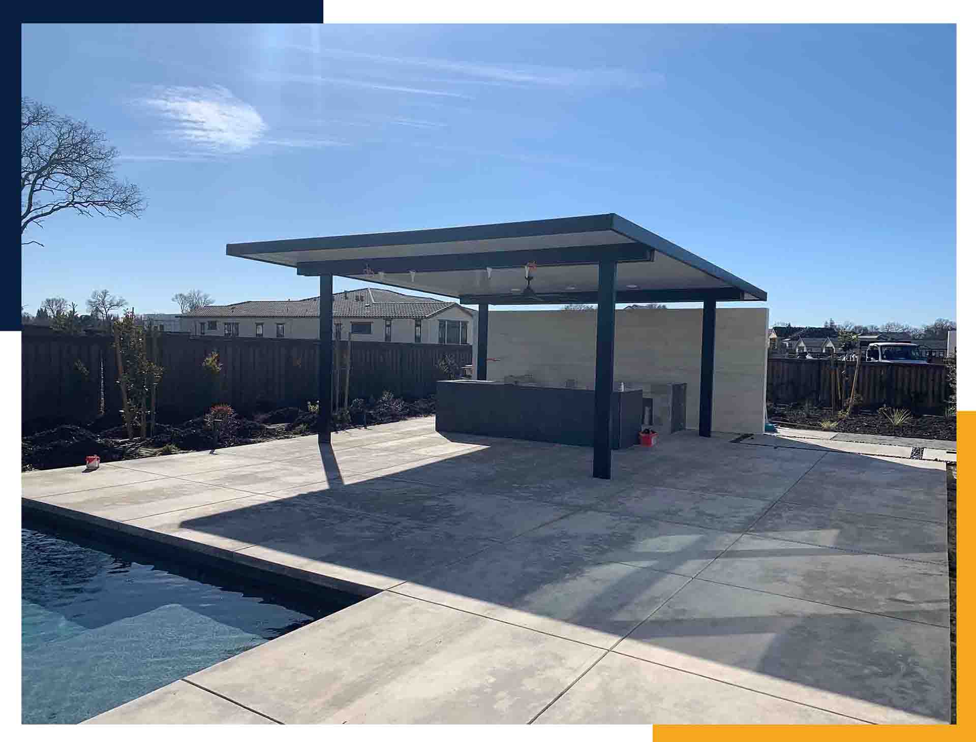 Free-standing patio covers